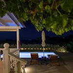 Retreat * Spartià