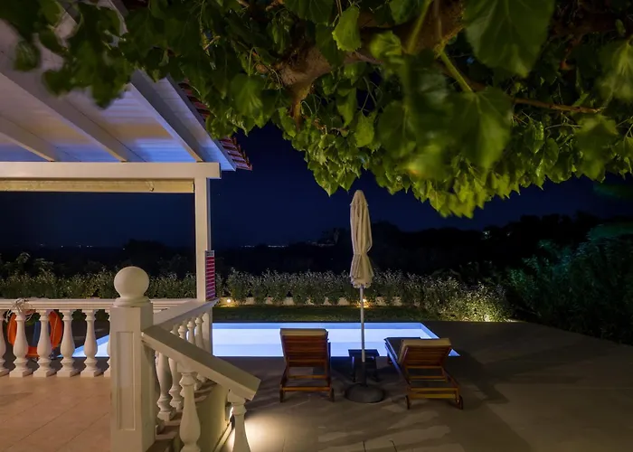 Retreat * Spartia (Kefalonia)