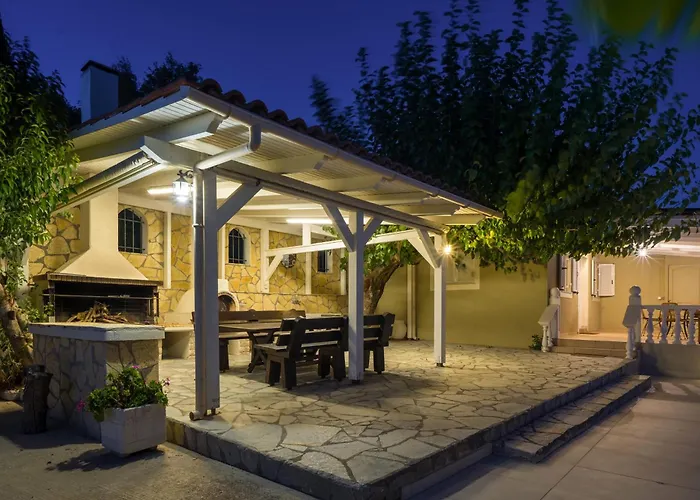 Retreat * Spartia (Kefalonia)